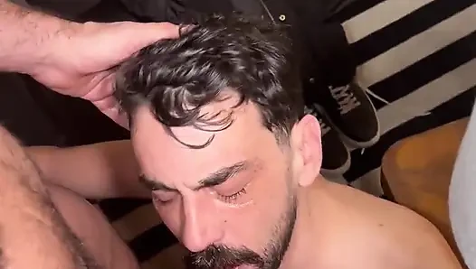 Büyük üvey baba melad wild'ı sikiyor