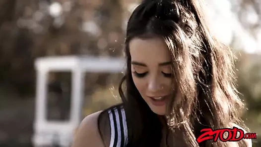 Genç amigo gia page cum blasting önce çarptım