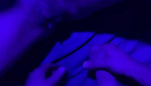 Zoey Mangan çok azdırıyor, bu yüzden büyük yarakla sert sikiliyor