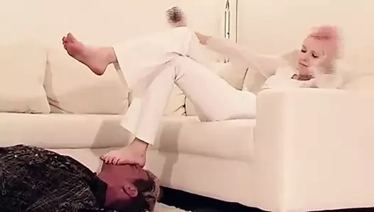 genç Alman kız ayak hakimiyet