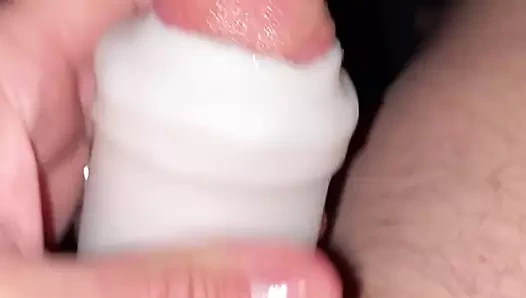 horoz kol okşayarak