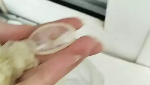 Kumbaram, prezervatifleri emerim ve katlarım. donuyorum.