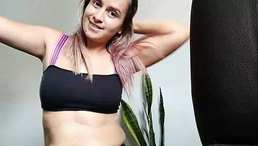 Üvey kız kardeşim bana whatsapp'ta bu videoyu gönderdi