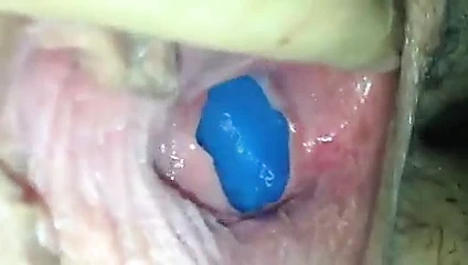 Kıçında banyoda şampuan