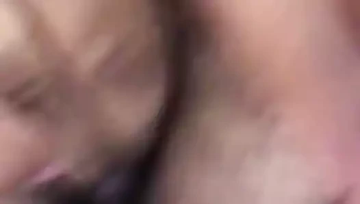 Latina milf oynama w kedi