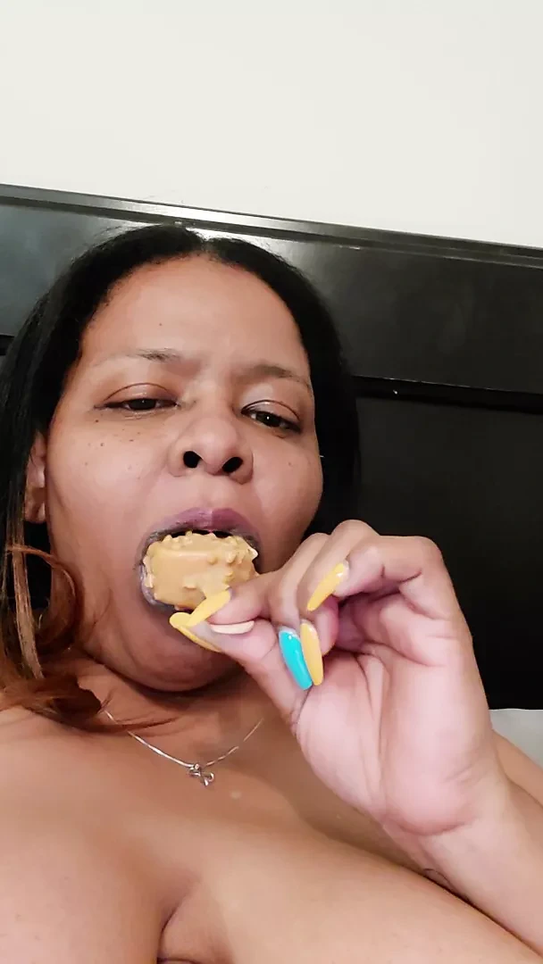 Deelux kremsi seviyor