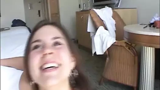 Bir tatlı Alman genç seviyor emme bir sert çük içinde pov