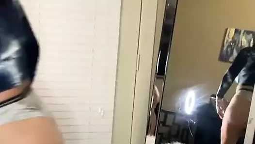 Büyük götlü göt