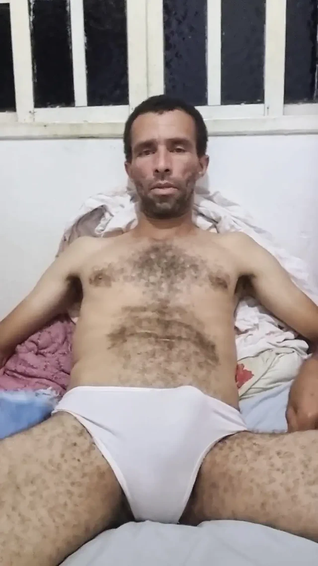 Kıyafetlerimi çıkarıp tüm dünyaya mastürbasyon yapıyordum