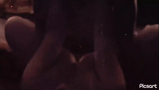 Kadın onun canavar yarağını seviyor