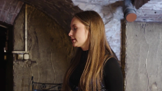 Sert genç kıza hükmediyor - bölüm 5