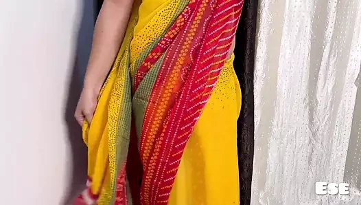 Ev sahibi hizmetçisine bir teklifte bulunuyor