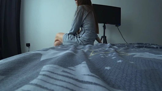 Aldatan komşu evimizde karımı sikikleri. koca işte