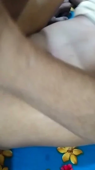 Desi köy pornosu Hint Tamil kız ve seksi erkek çok iyi sikiyor chudai | Bölüm 3