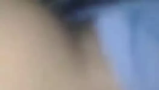 Kıvrımlı İngiliz kız köpek stili bitti