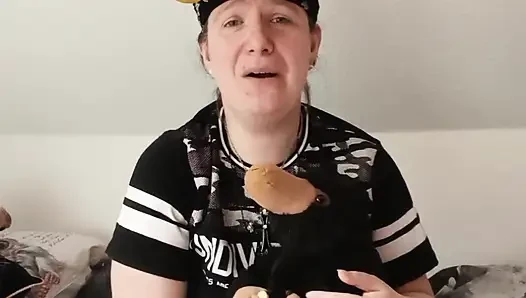 2000'lerin başındaki erkekler... (Bir cosplay parodi peri masalı)