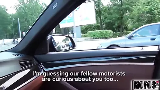 Tatlı, seksi di başrolde anal video alır - mofos.com