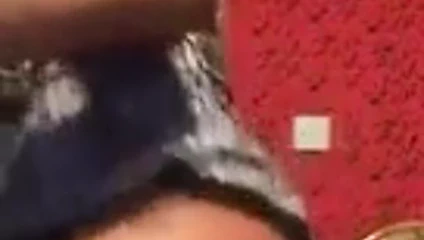 Seksi kız, ateşli dans