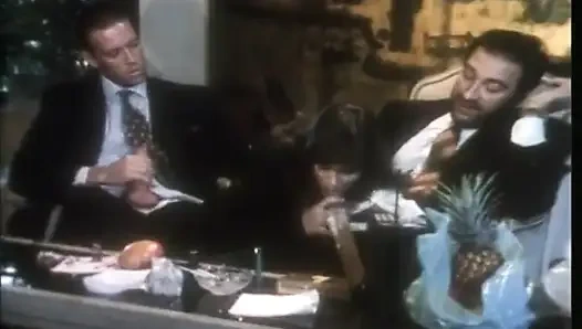 Seksi kıllı amcık yalıyor büyük yarak emiyor... ağzına boşalma