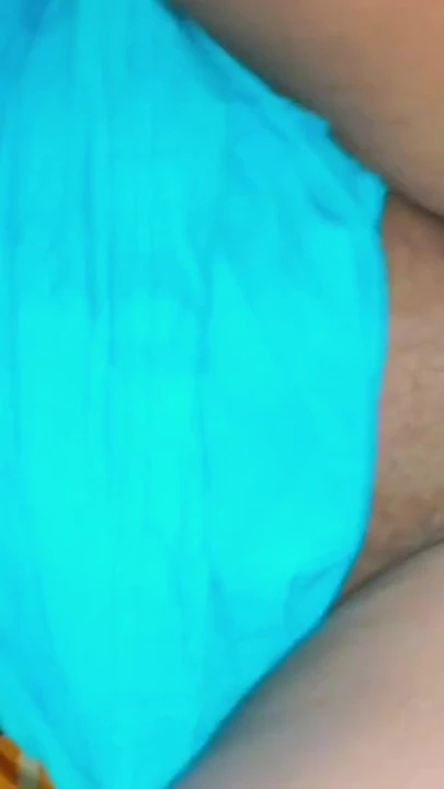 Big size doodh wali biwi ka pati ne boobs daba ke chut me lund dal diya.desi girlfriend ko boyfriend raat me chudai… | Clip 1