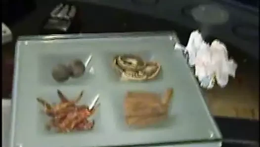 Lesben befriedigen sich nach einem Glas secco