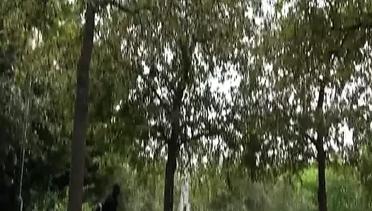 Büyük memeli Fransız bebek sert sikişiyor