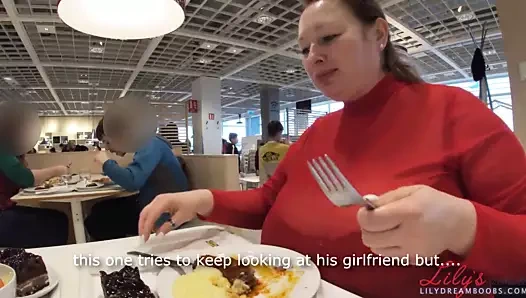 şeffaf sutyen alışveriş (dev göğüsler)