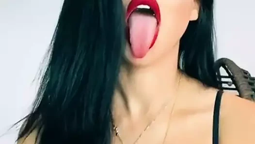 Milf zara'nın videoları da çok yakında!