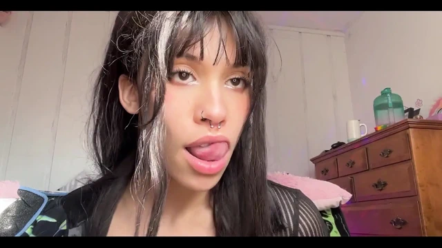 Sıska kızları sever misin?