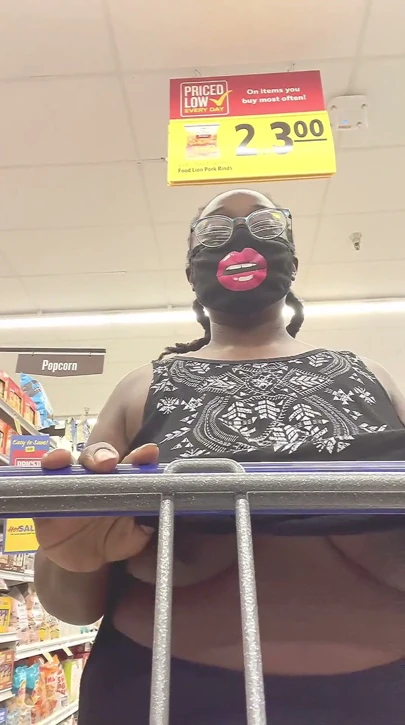 Kamu çıplaklık benim boob lol incittim | Klip 2