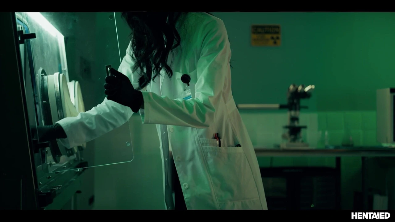 Asyalı kız uzaylı kozasında mahsur kaldı - lucy mochi sert hentai'de dölle dolu 3 boyutlu anime canavar sikişi