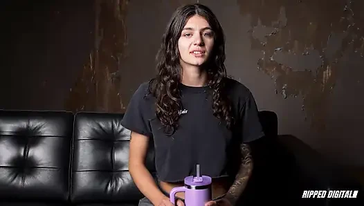 Ramona Vixen işkence etmekten ve zevk için yalvarmadan salyalar akıyor