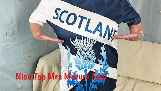 Mrs Mature Feet wishing the Scotland Team well 477