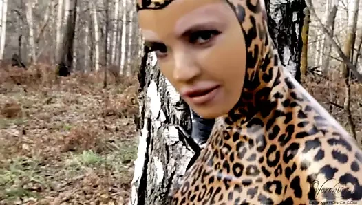 Sonbaharda lateks defilesi