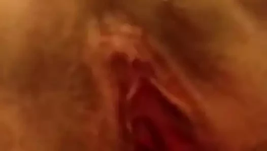 Yapay penis squirts ile Milf.