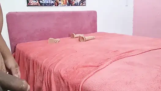 После того, как моя падчерица забеременела, я стала больше привлекать к ней