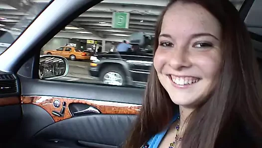 Çilli kız sikiliyor