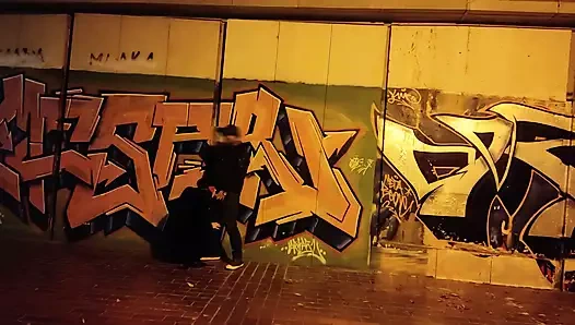 Bir tren istasyonunda sikimi em