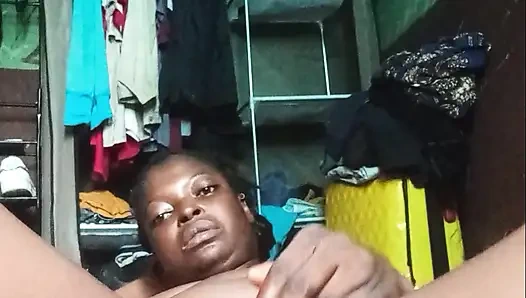 Cool Reels canlı mastürbasyon yapıyor