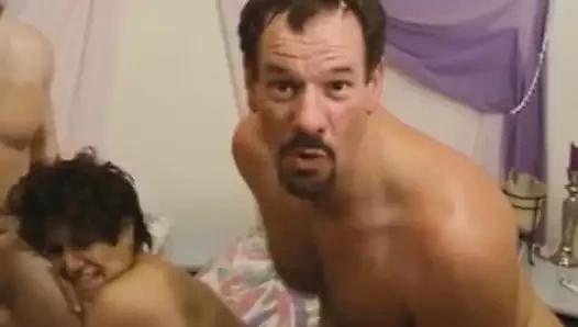 Karısı için her delikte bir yarak