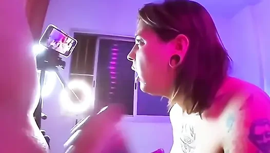 Biraz Perde Arkasına