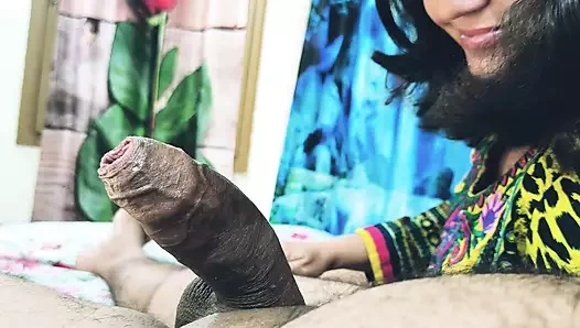 Beyaz sürtük kız arkadaş tatilde büyük zenci yarağıyla aldatıyor