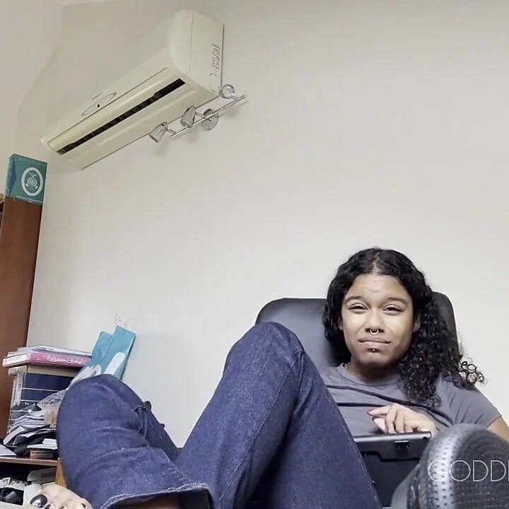Artık benim ofis ayak kaltağımsın bakış açısı