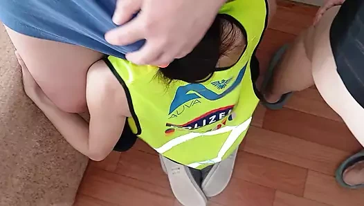 Üç lezbiyen polis karakolda sikişiyor