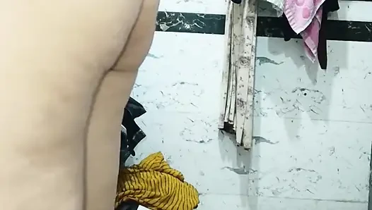 Priya bhabi bluz açık gösteri