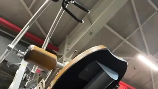 Jucielussie workout in the gym