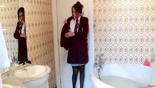 Emma Green ile banyo zamanı