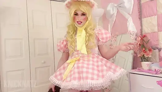 Kadın kılıklı ibne sürtük baba istiyor