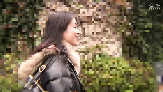 Geç çiçek açan olgun kadın görmek istemiyor musun? Sade yaşlı bir kadının çok erotik görünümü 02