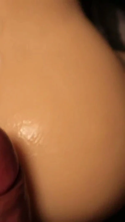 Süper seksi kalça şansı bırakmıyor ve kıçıma boşalıyorum | Bölüm 3